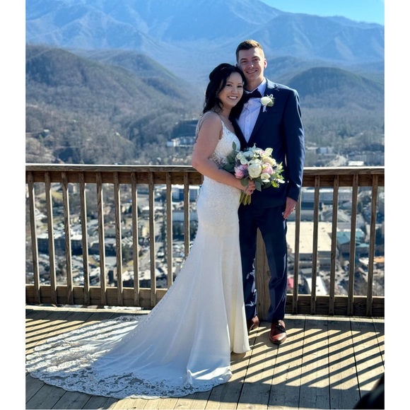 Meet your Posher! π¦ - Picture 3 of 12